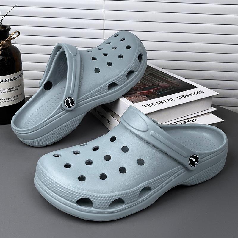 Men's and Women's Summer Garden Sandals - Solid Color Baotou Beach Shoes for Couples