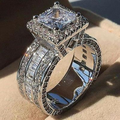Fashion Crystal Engagement Ring For Women Aaa White Cubic Zirconia Silver Color Ring Trend Wedding Female Jewerly