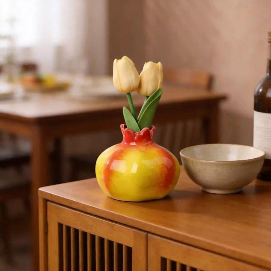 Bedroom Decoration Vase Fruit Shaped Vase, Decorative Ceramic Creative Plant Pot, Compact Colorful Home Decor Flower Container for Living Room Kitchen