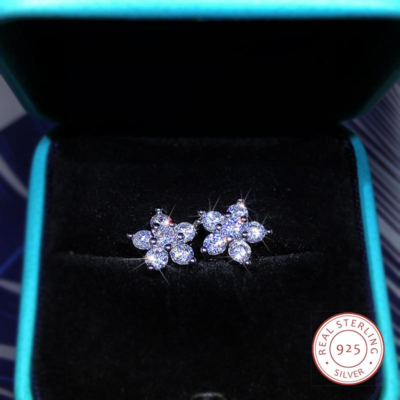 925 Sterling Silver Stud Earrings Fashion Full Diamond Plum Blossom Earrings Personality Earrings Zirconium Diamond Jewelry белый