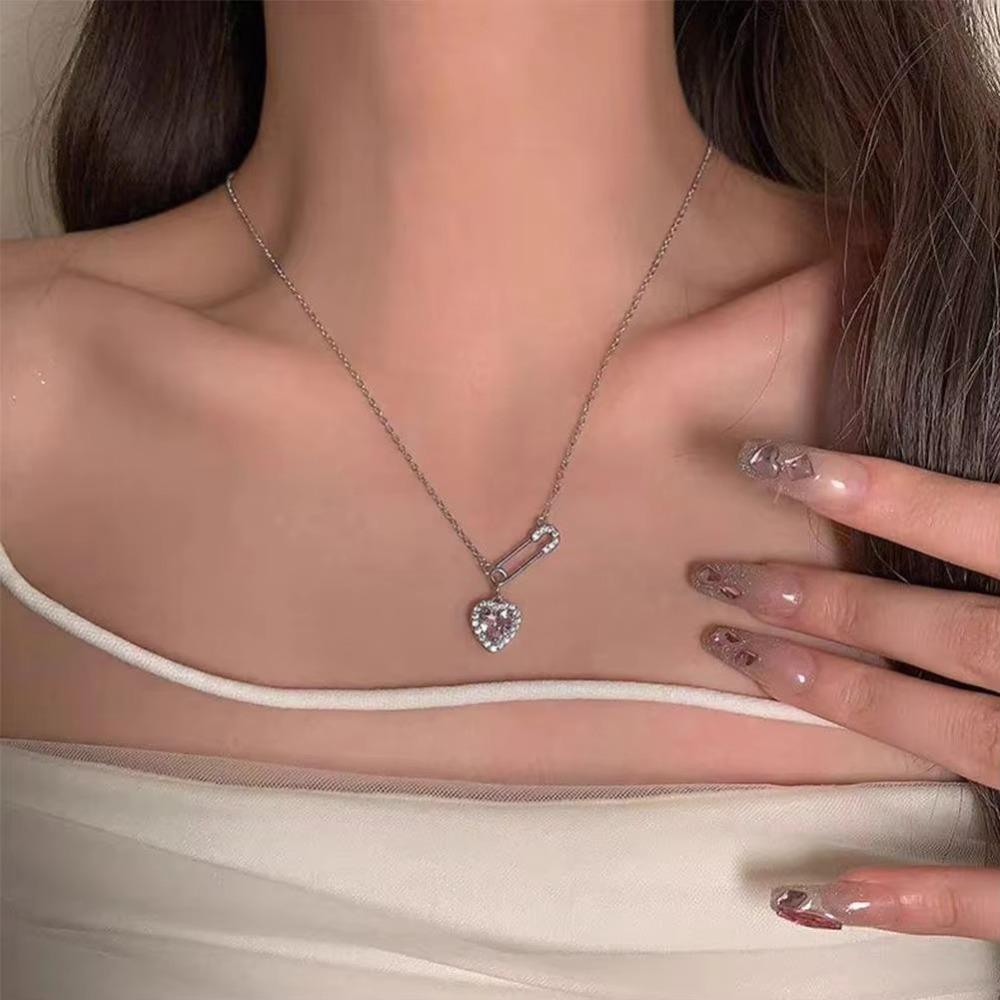 Love Pendant Pin Necklace Safety Needle Necklace Fashion Choker  Women