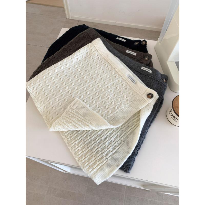 Korean-Style Women's Warm Knit Half Skirt for Autumn Winter