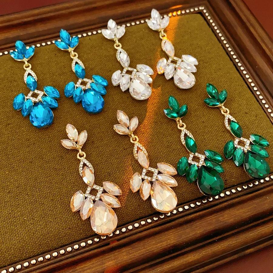 Inlaid Rhinestone Hollow Water Drop Flower Earring for Women Light Luxury Palace Style Drop Earrings Exaggerated Zircon Gifts