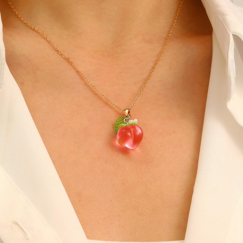 LATS Cute Sweet Strawberry Necklace for Women Versatile Peach Clavicle Chain Spring Summer Fruit Accessories