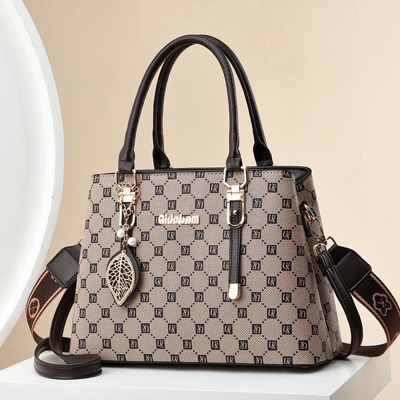 Large Capacity Fashionable Versatile High-end Handbag New Simple Mother Model Women's Bag