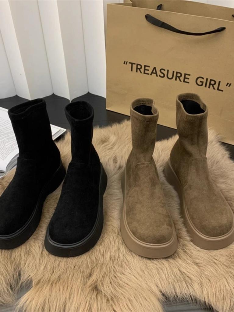 Modelle Herbst/Winter 2025 vielseitige Mode ausländische Internet-Berühmtheit dünne Stiefel dicksohlige Martin elastische Stiefel Damen Samt Wildleder Kurzstiefel