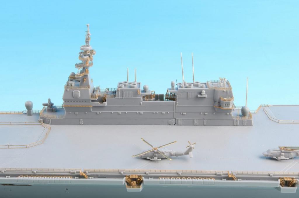 Pit Road 1/700 Scale Ship Model Upgrade Parts Series for the Japan Maritime Self-Defense Force Izumo-class Destroyer, Plastic Model Parts GB7014