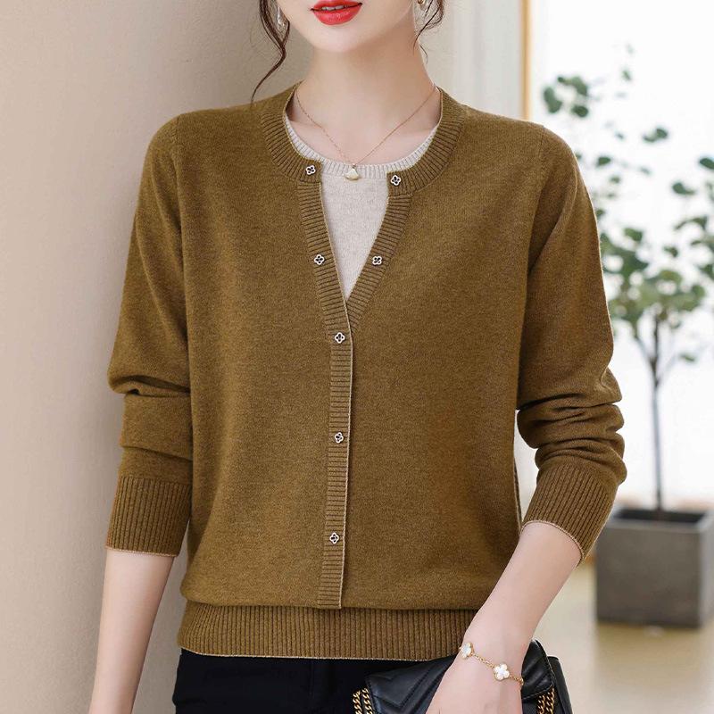 Women's Clothing Autumn and Winter New Fake Two-piece Knitted Sweater Base Loose Retro Temperament Mother Long-sleeved Sweater