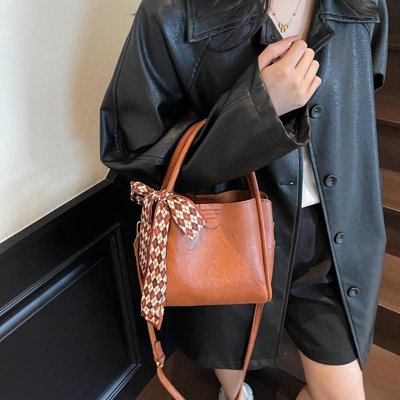 Fashion Vintage Bucket Bag Women PU Leather Top Handle Bag with Checkered Scarf Bow Large Capacity Shoulder Bag for Daily Commute and Outings