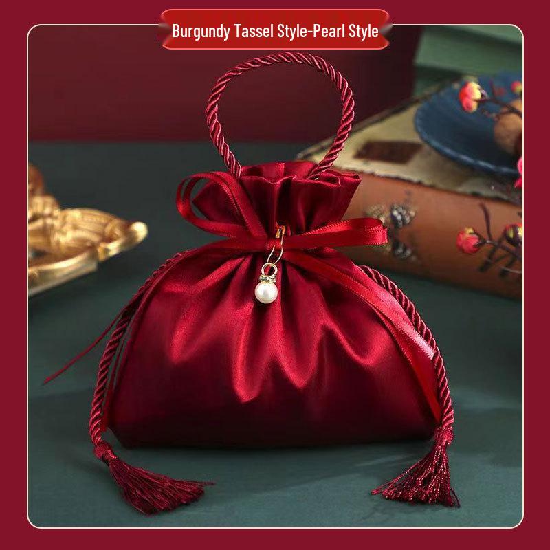 Hochzeits-Bonbon-Geschenkboxen aus Seidensatin