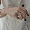 Trendy Retro Geometric Oval Ring: Adjustable, Light Luxury, Open Design for Women’s Index Finger