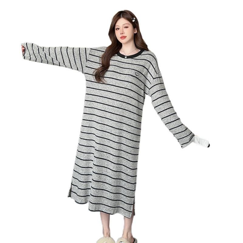 Women's Yarn-Dyed Stripe Cashmere Pajamas - Long-Sleeved Loose Nightdress for Autumn/Winter