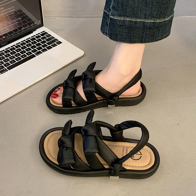 New Thick-soled Sandal Women's Shoes Casual and Versatile One-line Beach Slippers