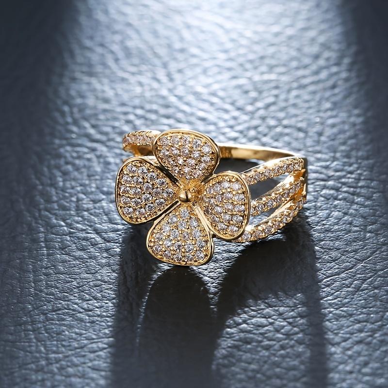 New Four-leaf Clover Ring for Women, Light Luxury Inlaid with Zircon
