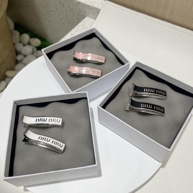 Mioujia Rosa Legierung Krokodilklemme: Modisches, vielseitiges Seitenhaar- und Pony-Accessoire