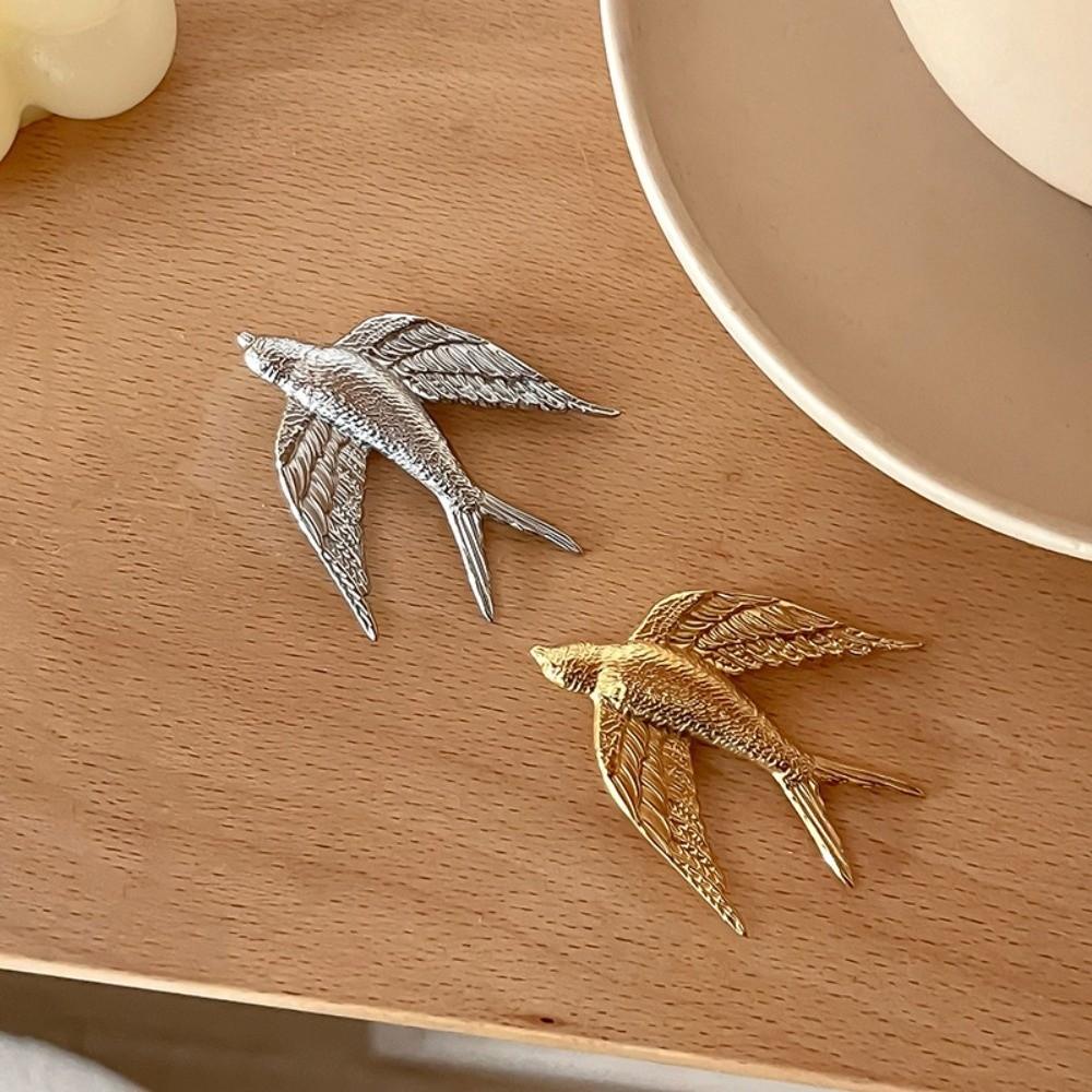 Copper Swallow Brooch Stainless Steel Birds Badge Exquisite Peace Dove Pin Suit Accessory