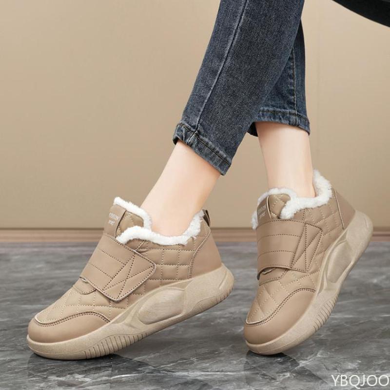 Dámské teplé bavlněné boty s měkkou podrážkou a fleecem na zimu Nový ležérní design s tlustou podrážkou Všestranné denní dámské sněhule Tenisky