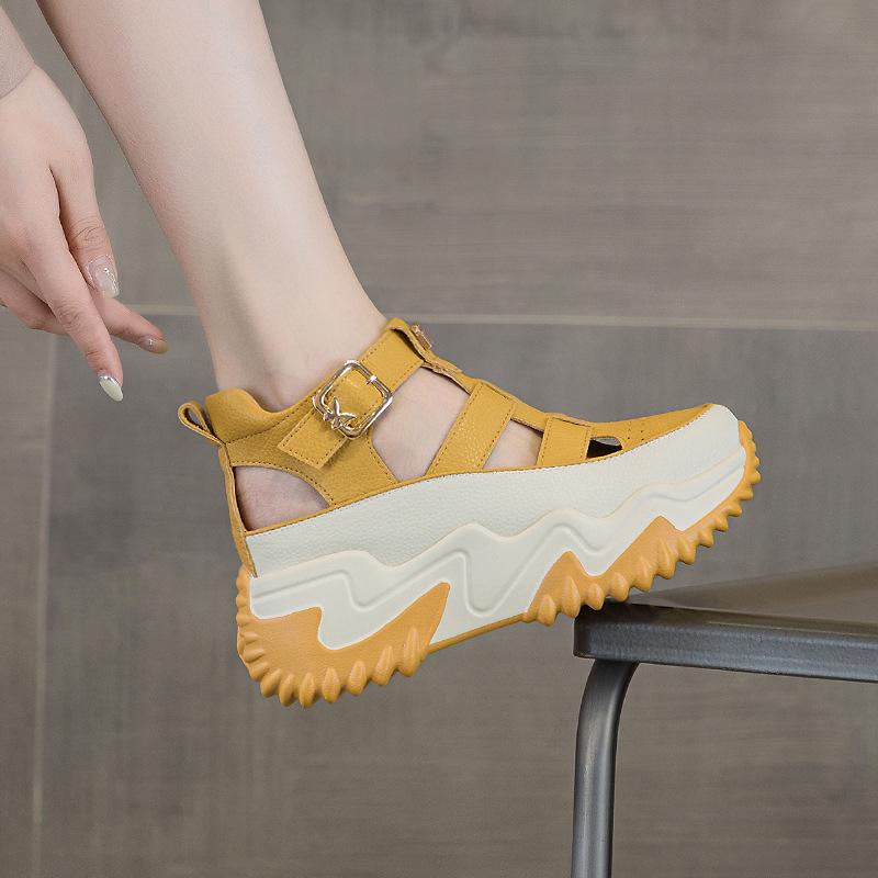 2024 Damen Echtleder Atmungsaktive Höhenvergrößernde Sandalen, 7 cm Dicke Sohle, Vielseitig & Lässig