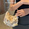 Handgenähte Perlenmuschel Muttertasche, Muscheltasche im Stil der Dinnerparty von Socialites, Handgehaltene Damen-Schulter-Umhängetasche