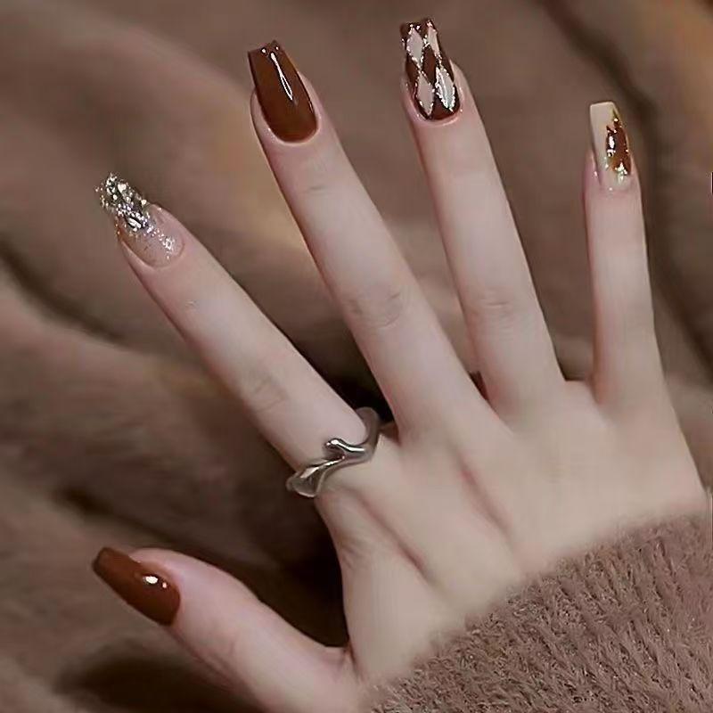 Маникюрные ногти ручной работы с ромбовидным узором, отбеливающие, съемные Medium