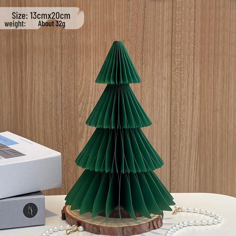 Origami Weihnachtsbaumschmuck: Kreativer Waben-Faltanhänger für Fenster und Geschenkszenen