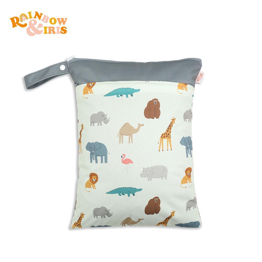 

Водонепроницаемая двухслойная сумка для детских подгузников с принтом в скандинавском стиле и отделением для мокрого/сухого 30x40 cm