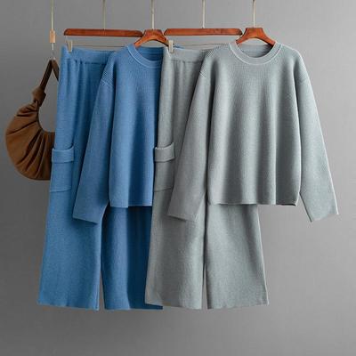 Modisches Rundhals-Strickset mit lockerem Schnitt für Damen Herbst- und Winter-Casual-Stil Weitbeinige Hose Zweiteiliges Set
