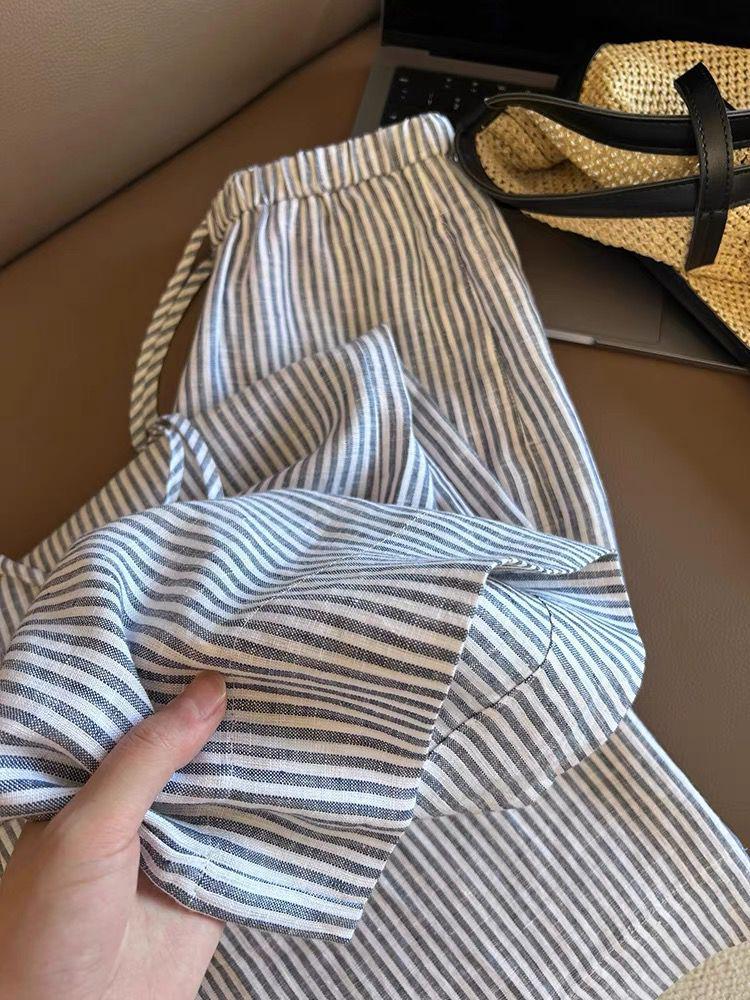 

Stylish Linen Striped Pants: Slimming, Elastic Waist, Loose Fit, with Good Drape—Perfect for Spring and Summer. Small