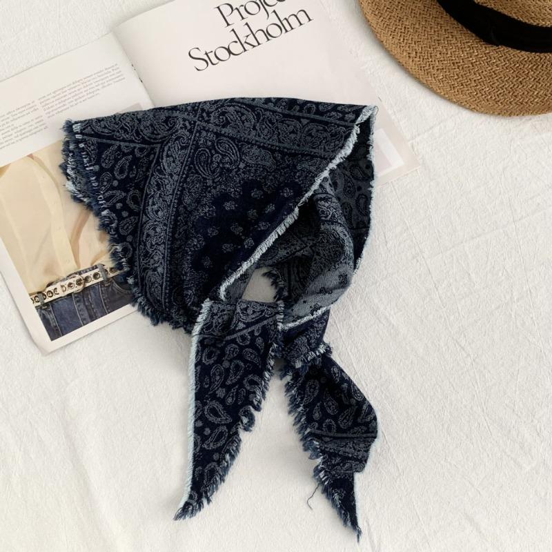 

Cashew flower silk scarf new literary bag headscarf headband decorative scarf fringed small shawl triangular scarf tied waist тёмно-синий