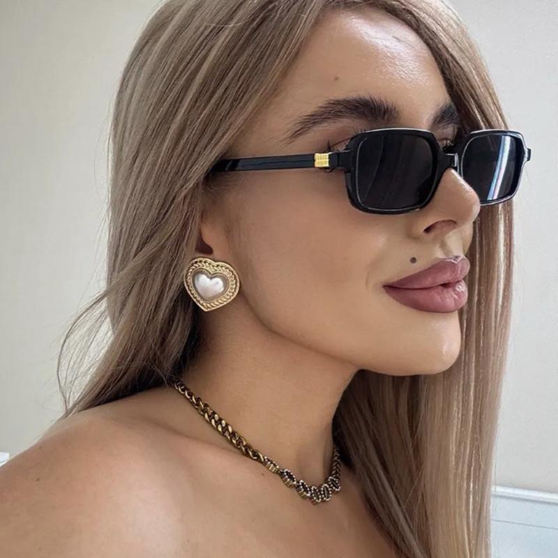 4pcs Small Square Frame Sunglasses Female Minimalist Style Colorful Eyeglasses Rivet Design Sunshade UV400 Protective Glasses