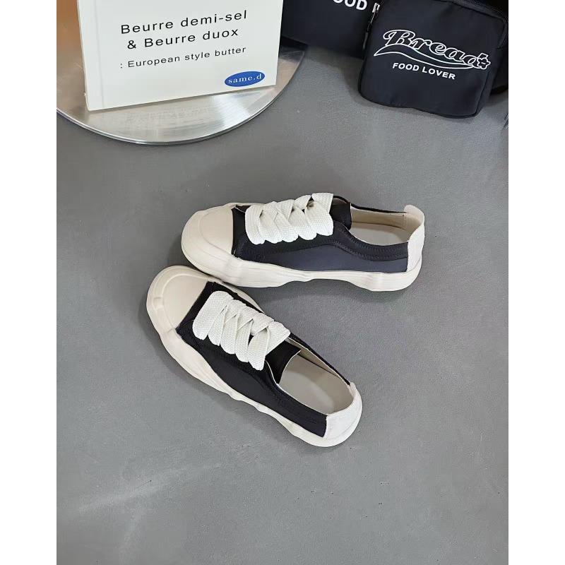 Neue atmungsaktive Retro-Canvas-Schuhe Damen Seidensatin runde Zehenpartie Schnürschuhe Auflösende Board-Schuhe Plateauschuhe Damen