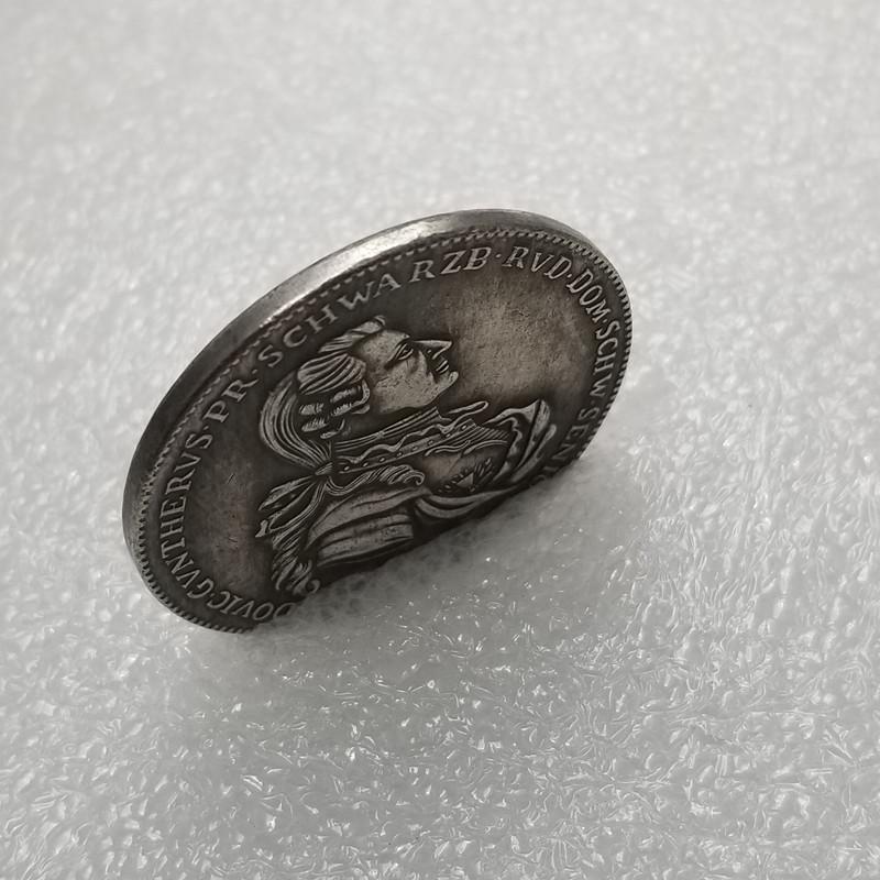1786 German Replica Commemorative Coin - Brass with Silver Plating (#493)