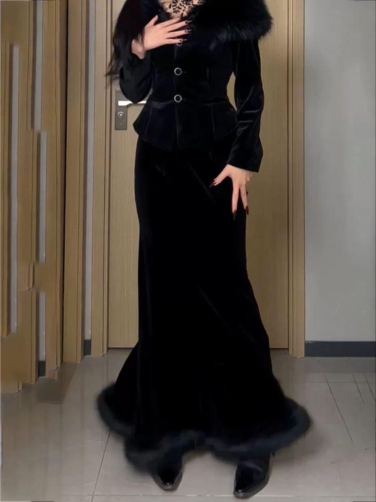 Retro Fur Trim Patchwork Bodycon Coat & Velvet Long Skirt Set - Elegant, Warm, Autumn/Winter Fashion.