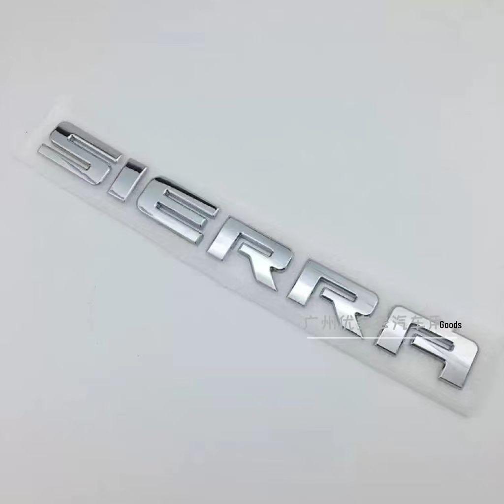 Emblém zadních výklopných dveří GMC Sierra - Velký odznak pro označení karoserie