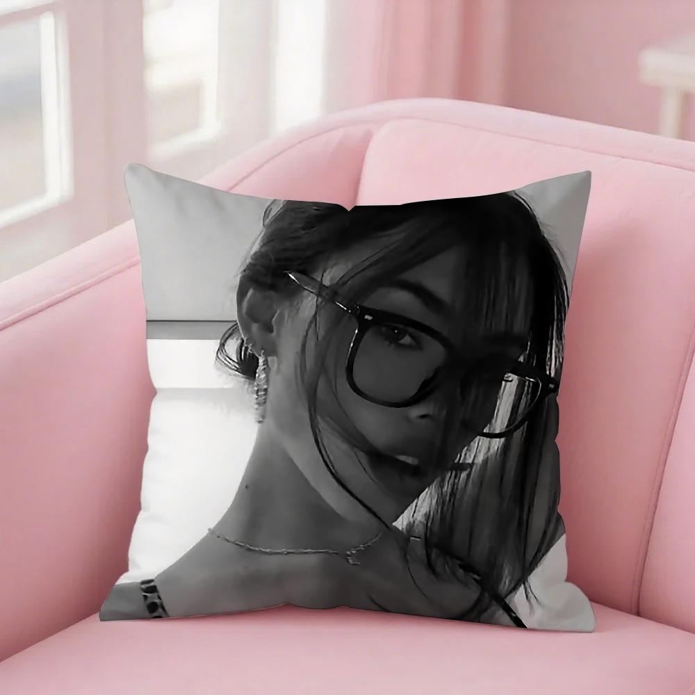 Singer Madison Beer Pillow Case Cover Square Sofa With Pillow Case For Home Use