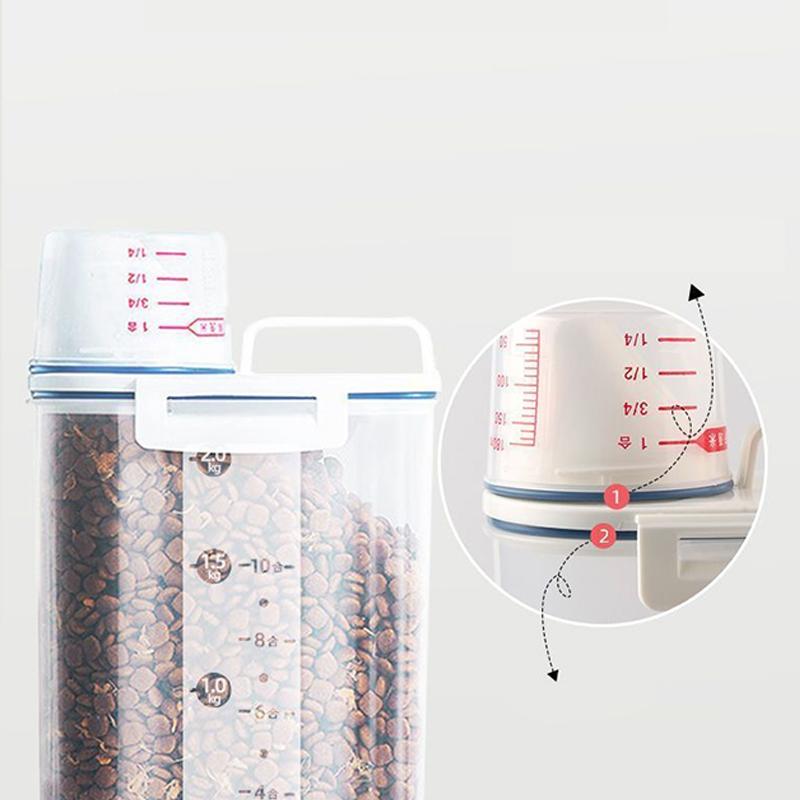 Balde de Ração para Cão Gato 1,5Kg/2Kg Tanque de Armazenamento de Plástico com Recipiente Copo Medidor Pote Selado à Prova de Umidade Acessórios Suprimentos para Animais de Estimação