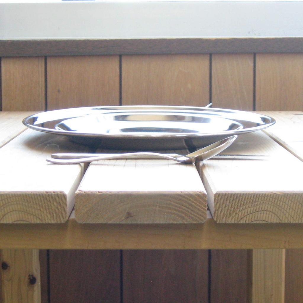 Nagao 92118 Tsubamesanjo Oval Plate, 18 Inches, 17