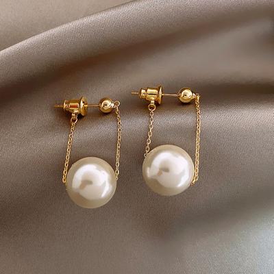 1 Par Piercing Cor Brilhante Brincos Femininos Pingente Simples de Pérola Falsa