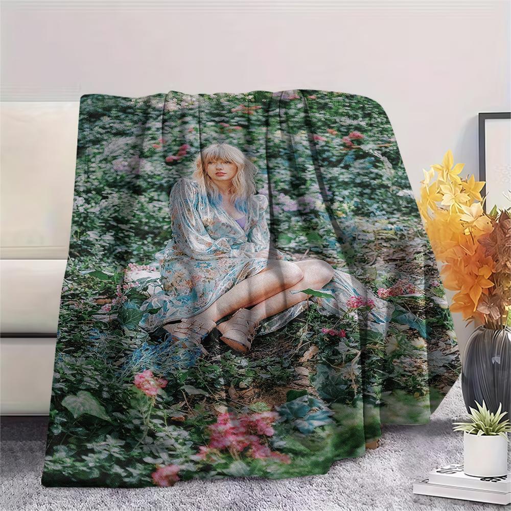 1PC Taylor Print Flannel Blanket, High quality All Seasons, Home Decor, Warmth and Comfort, Perfect for Christmas Gifts