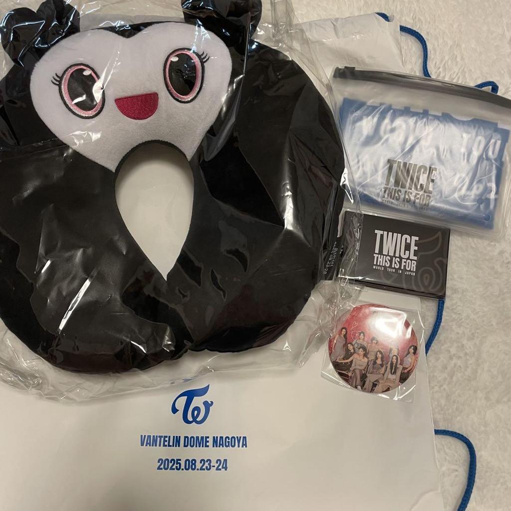 [USED] TWICE Upgrade Bonus Nagoya Upgrade Goods
