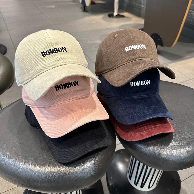 Baseballkappe im koreanischen Stil mit vielseitiger Buchstabenstickerei für Herren, zum Reisen auf der Straße, zur Gesichtsformmodifikation, Sonnenschutz, um ein kleines Gesicht zu zeigen