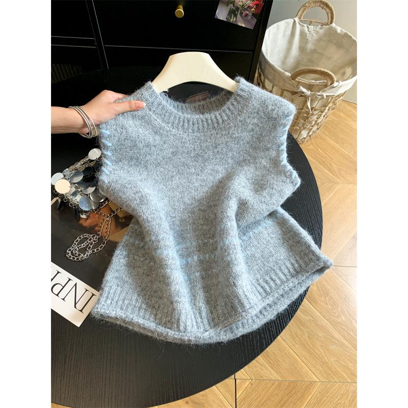 European High-End Knit Vest: 2026 Autumn/Winter Sleeveless Top Women's Style