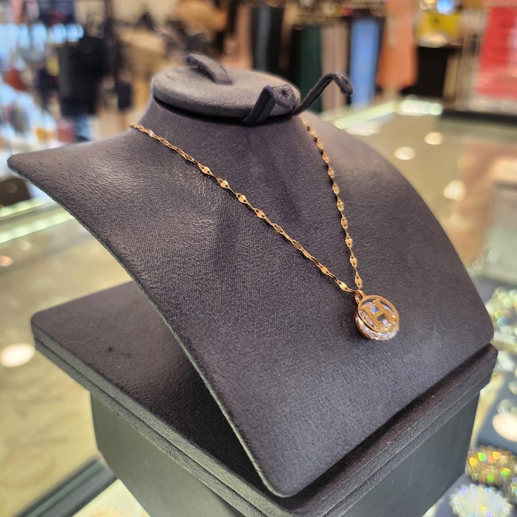 Atria H Crystal N Steel Twisted String Necklace EWSSNSC0019PKF