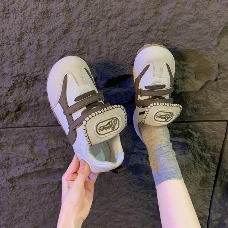Fashion Plus Size 35-40 2024 Autumn Women Brand Sneakers Fashion Sport Shoe Flats Lace Classic Ladies Shoes High Quality Oxford Leather
