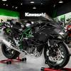 1/9 Kawasaki Ninja H2R with Spray Alloy Motorcycle Model Toy Vehicle Collection Sound and Light Off Road Autocycle Toys Car