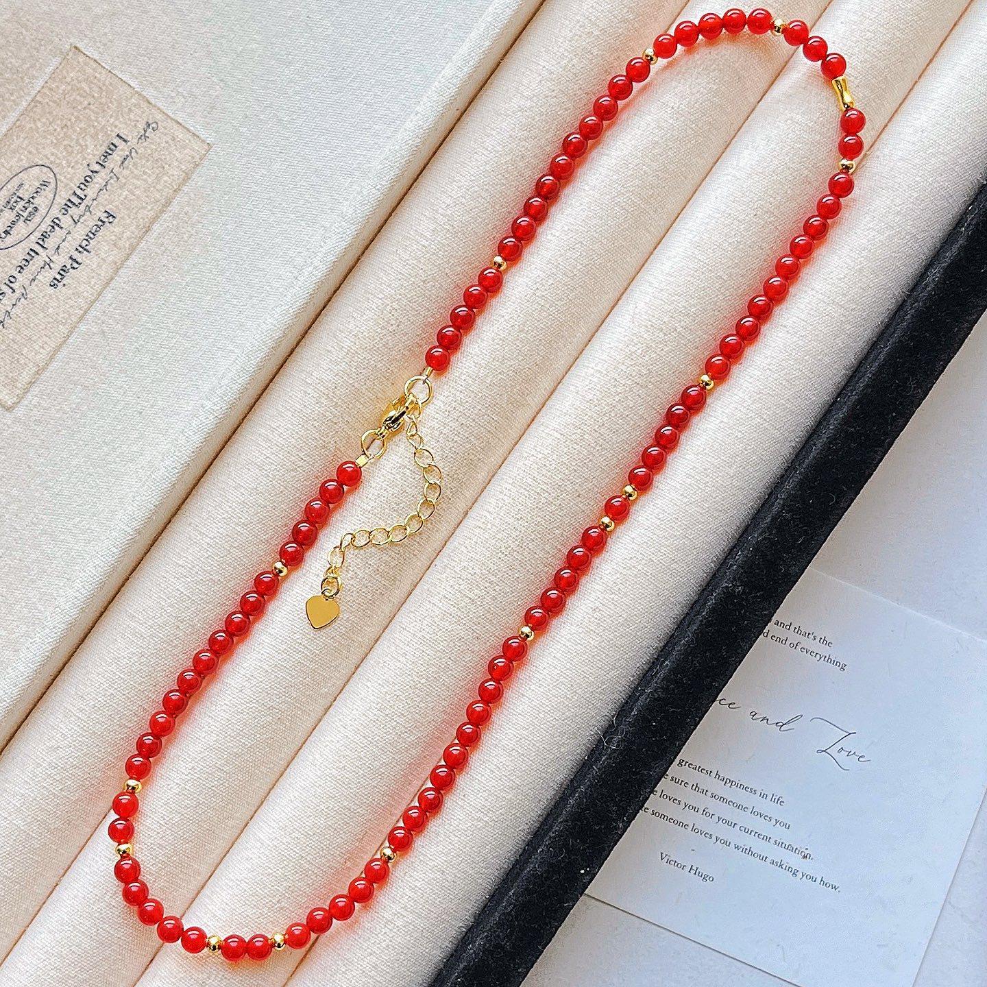 Retro High-Grade Natural Chalcedony Agate Pendant Necklace