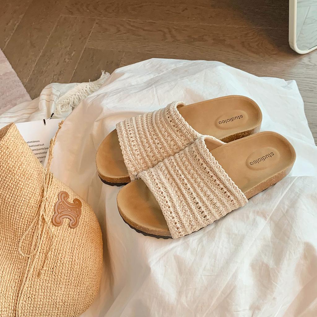 Schaffellversion von Traubenmutter, die gleichen Strandspaziergang-Slipper, Damen-Sommerbekleidung, gewebtes breites Wort mit dickem Boden, coole Slipper