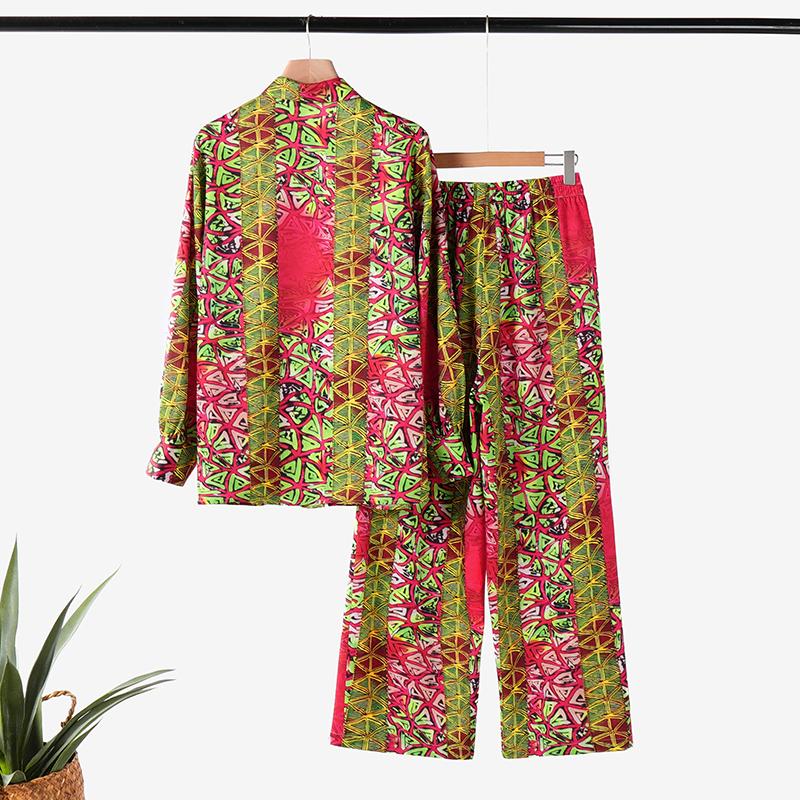 Bedrucktes Langarmshirt und Hose-Set für Damen in großer Größe