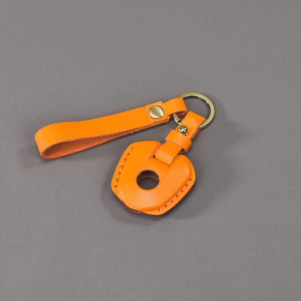 Handmade Genuine Leather Key Case for Honda Motorcycle CBR650, CB550, NC750 - Personalized Cowhide Holder