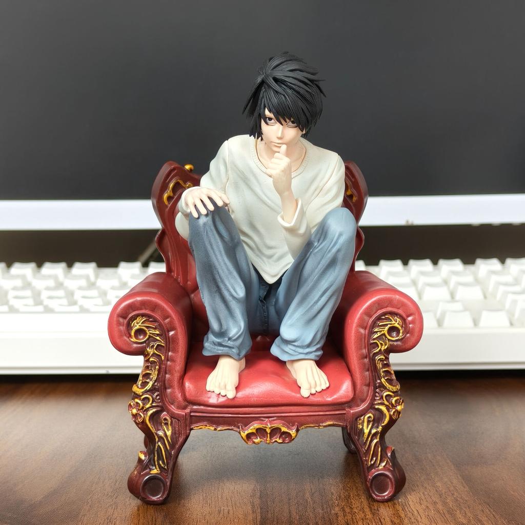 Full Painted Death Note L. Lawliet Squatting Sofa Figurine Model Death Note Decoration Collection Doll Gift Figure Character